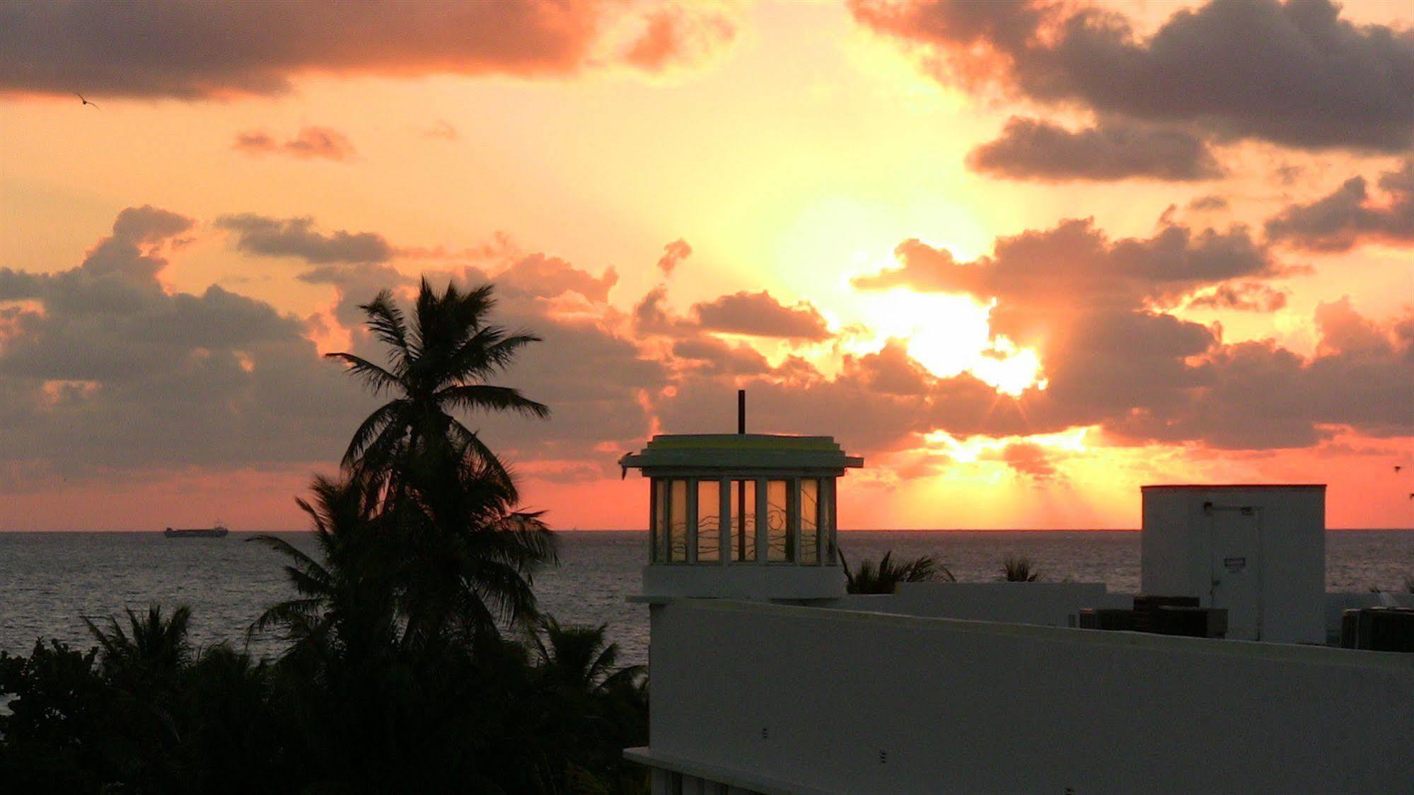 Sherbrooke All Suites Hotel Miami Beach Exterior photo